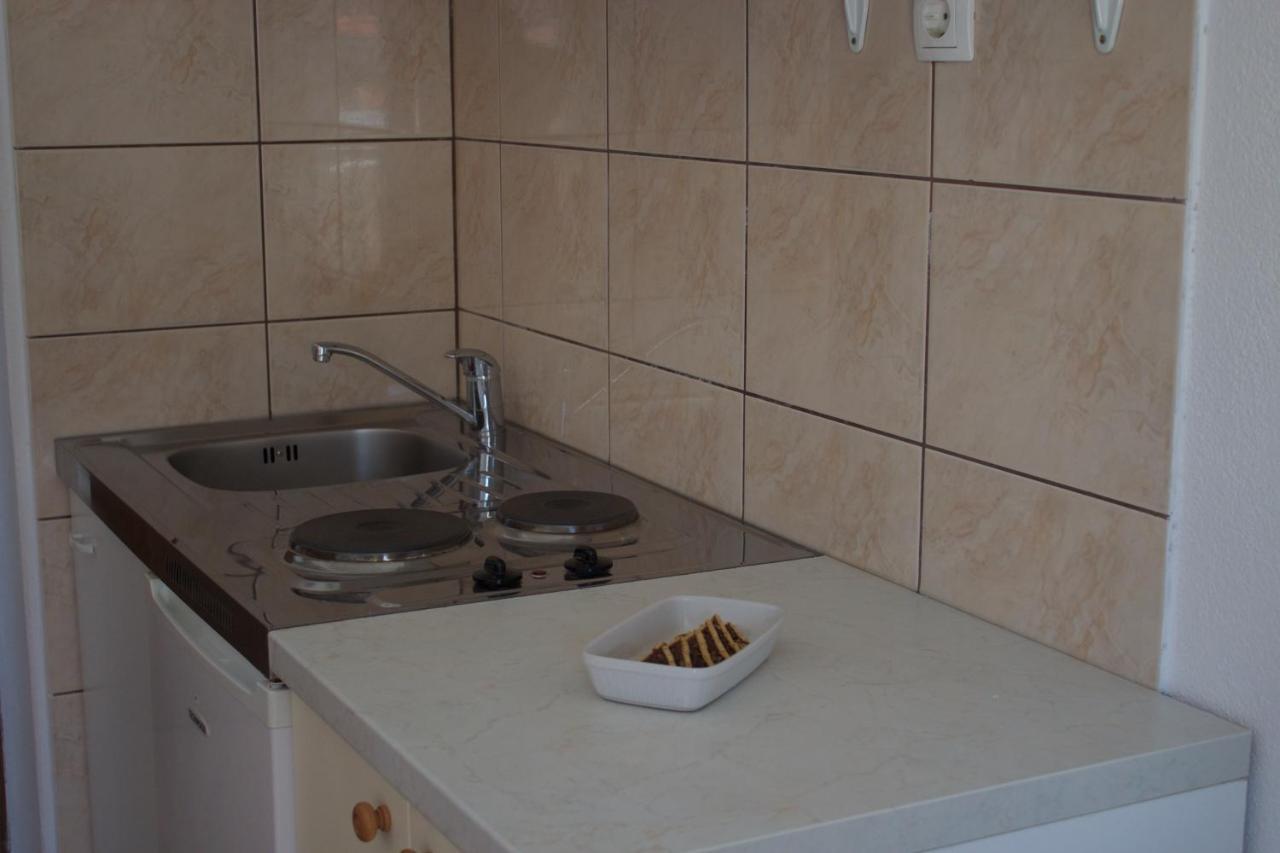 Apartmani Bauk Pucisca Esterno foto